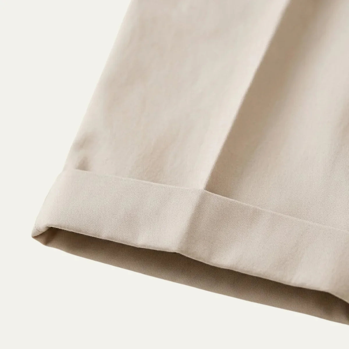 Kaven Pleated Linen Shorts - detail